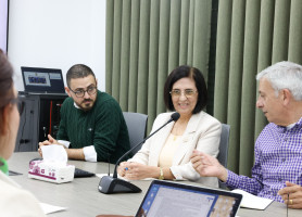 &lrm;الإدارة العامة| تستقبل لجنة الأرض المقدسة