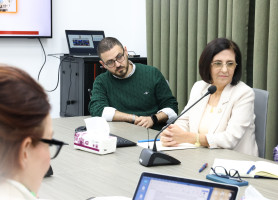 &lrm;الإدارة العامة| تستقبل لجنة الأرض المقدسة