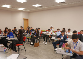 &lrm;الكلية الأهلية - رام الله\ مؤتمر نموذج محاكاة الأمم المتحدة