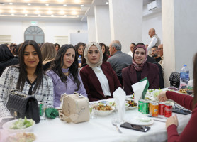 معلمو مدارس البطريركية اللاتينية يحتفلون بالأعياد المجيدة