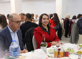 معلمو مدارس البطريركية اللاتينية يحتفلون بالأعياد المجيدة