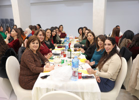 معلمو مدارس البطريركية اللاتينية يحتفلون بالأعياد المجيدة
