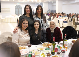 معلمو مدارس البطريركية اللاتينية يحتفلون بالأعياد المجيدة