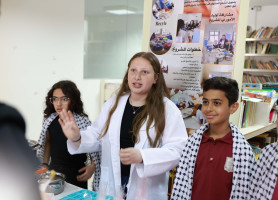 &lrm;مدرسة الكلية الأهلية...من الفكرة إلى العلم، ومن العلم إلى التغيير