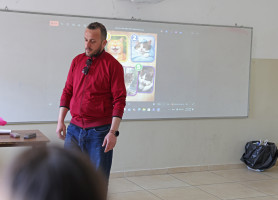 الكلية الأهلية| محاضرة توعوية للتفريغ النفسي