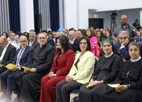 &lrm;&lrm;&lrm;مدرسة الكلية الأهلية| تخريج طلبة الثانوية العامة 2026