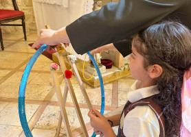 &lrm;طلبتنا يوحّدون صلواتهم من أجل السلام