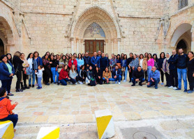 𝐀 𝐬𝐩𝐞𝐜𝐢𝐚𝐥 𝐝𝐚𝐲 𝐟𝐨𝐫 𝐭𝐡𝐞 𝐭𝐞𝐚𝐜𝐡𝐞𝐫𝐬