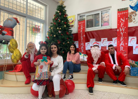 𝐂𝐡𝐫𝐢𝐬𝐭𝐦𝐚𝐬 𝐩𝐚𝐫𝐭𝐲 𝐢𝐧 𝐀𝐋 &ndash;𝐇𝐚𝐲𝐚𝐭 𝐊𝐢𝐧𝐝𝐞𝐫𝐠𝐚𝐫𝐭𝐞𝐧