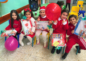 𝐂𝐡𝐫𝐢𝐬𝐭𝐦𝐚𝐬 𝐩𝐚𝐫𝐭𝐲 𝐢𝐧 𝐀𝐋 &ndash;𝐇𝐚𝐲𝐚𝐭 𝐊𝐢𝐧𝐝𝐞𝐫𝐠𝐚𝐫𝐭𝐞𝐧