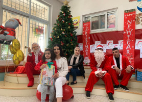 𝐂𝐡𝐫𝐢𝐬𝐭𝐦𝐚𝐬 𝐩𝐚𝐫𝐭𝐲 𝐢𝐧 𝐀𝐋 &ndash;𝐇𝐚𝐲𝐚𝐭 𝐊𝐢𝐧𝐝𝐞𝐫𝐠𝐚𝐫𝐭𝐞𝐧