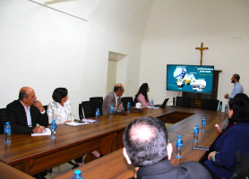 زيارة غبطة البطريرك بيير باتيستا بيتسابالا والأب ديفيد&lrm;