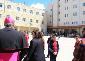 زيارة غبطة البطريرك بيير باتيستا بيتسابالا والأب ديفيد&lrm;