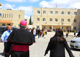 زيارة غبطة البطريرك بيير باتيستا بيتسابالا والأب ديفيد&lrm;