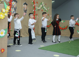 𝗞𝗶𝗻𝗱𝗲𝗿𝗴𝗮𝗿𝘁𝗲𝗻 𝗴𝗿𝗮𝗱𝘂𝗮𝘁𝗶𝗼𝗻 𝗰𝗲𝗿𝗲𝗺𝗼𝗻𝘆 𝗮𝘁 𝗕𝗲𝗶𝘁 𝗝𝗮𝗹𝗮 𝗟𝗮𝘁𝗶𝗻 𝗦𝗰𝗵𝗼𝗼𝗹