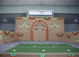 𝗞𝗶𝗻𝗱𝗲𝗿𝗴𝗮𝗿𝘁𝗲𝗻 𝗴𝗿𝗮𝗱𝘂𝗮𝘁𝗶𝗼𝗻 𝗰𝗲𝗿𝗲𝗺𝗼𝗻𝘆 𝗮𝘁 𝗕𝗲𝗶𝘁 𝗝𝗮𝗹𝗮 𝗟𝗮𝘁𝗶𝗻 𝗦𝗰𝗵𝗼𝗼𝗹