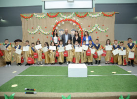 𝗞𝗶𝗻𝗱𝗲𝗿𝗴𝗮𝗿𝘁𝗲𝗻 𝗴𝗿𝗮𝗱𝘂𝗮𝘁𝗶𝗼𝗻 𝗰𝗲𝗿𝗲𝗺𝗼𝗻𝘆 𝗮𝘁 𝗕𝗲𝗶𝘁 𝗝𝗮𝗹𝗮 𝗟𝗮𝘁𝗶𝗻 𝗦𝗰𝗵𝗼𝗼𝗹