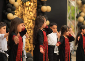 𝗔𝗹- 𝗛𝗮𝘆𝗮𝘁 𝗞𝗶𝗻𝗱𝗲𝗿𝗴𝗮𝗿𝘁𝗲𝗻 𝗶𝗻 𝗝𝗲𝗻𝗶𝗻, 𝗚𝗿𝗮𝗱𝘂𝗮𝘁𝗶𝗻𝗴 𝗶𝘁𝟭𝟴 𝗰𝗼𝗵𝗼𝗿𝘁