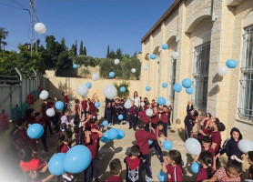 &lrm;طلبتنا يوحّدون صلواتهم من أجل السلام