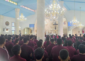 &lrm;طلبتنا يوحّدون صلواتهم من أجل السلام