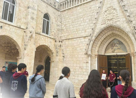 &lrm;طلبتنا يوحّدون صلواتهم من أجل السلام