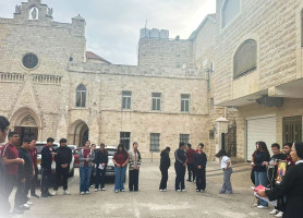 &lrm;طلبتنا يوحّدون صلواتهم من أجل السلام