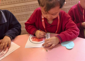 &lrm;من أجواء روضة مدرسة البطريركية اللاتينية &ndash; غزة
