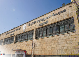 &lrm;زيارة لجنة الأرض المقدسة لمدرستي لاتين _ بيت ساحور والطيبة