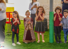 &lrm;زيارة لجنة الأرض المقدسة لمدرستي لاتين _ بيت ساحور والطيبة