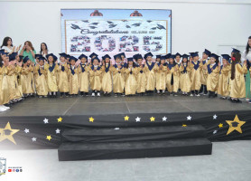 Al-Ahliyyah College school  – Ramallah Celebrates the Graduation of Kindergarten and High School Students