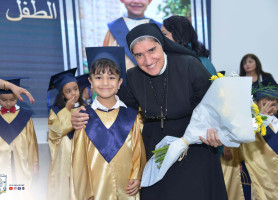 Al-Ahliyyah College school  – Ramallah Celebrates the Graduation of Kindergarten and High School Students