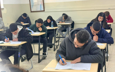 طلبة التوجيهي في مدارسنا خلال تقديم الامتحان العربي