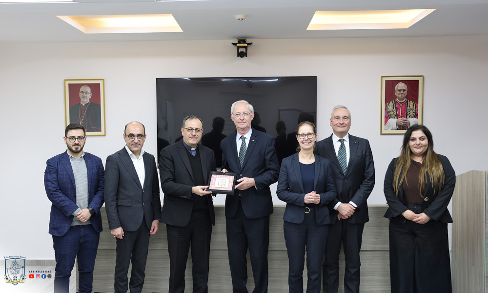 President of the Order of the Holy Sepulchre in Belgium Visits the General Administration of the LPS