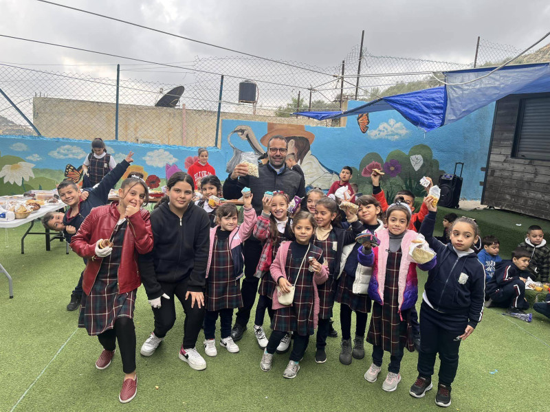 مشاركة أولياء الأمور في زرع المحبة و العطاء في نفوس أبنائهم