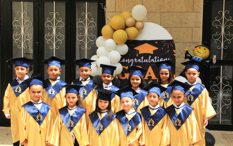 𝗚𝗿𝗮𝗱𝘂𝗮𝘁𝗶𝗼𝗻 𝗖𝗲𝗿𝗲𝗺𝗼𝗻𝘆 𝗼𝗳 𝗝𝗶𝗳𝗻𝗮 𝗞𝗶𝗻𝗱𝗲𝗿𝗴𝗮𝗿𝘁𝗲𝗻